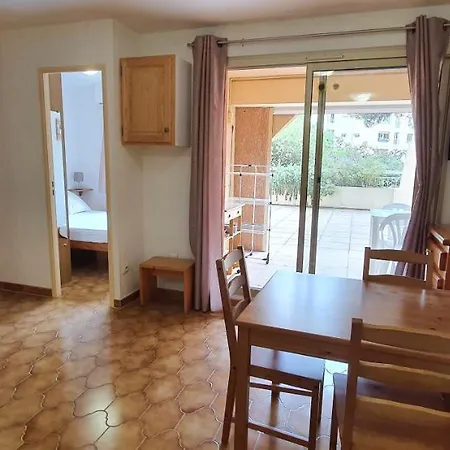 Regates T2 Apartment